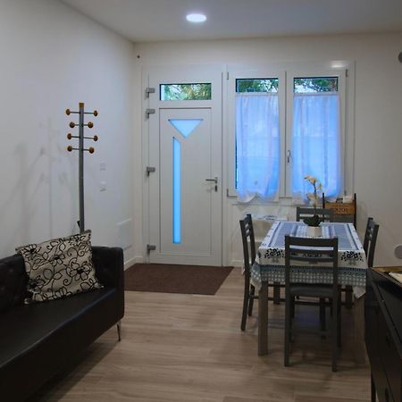 Appartamento Casa Del Fabbro Sovizzo Bagian luar foto